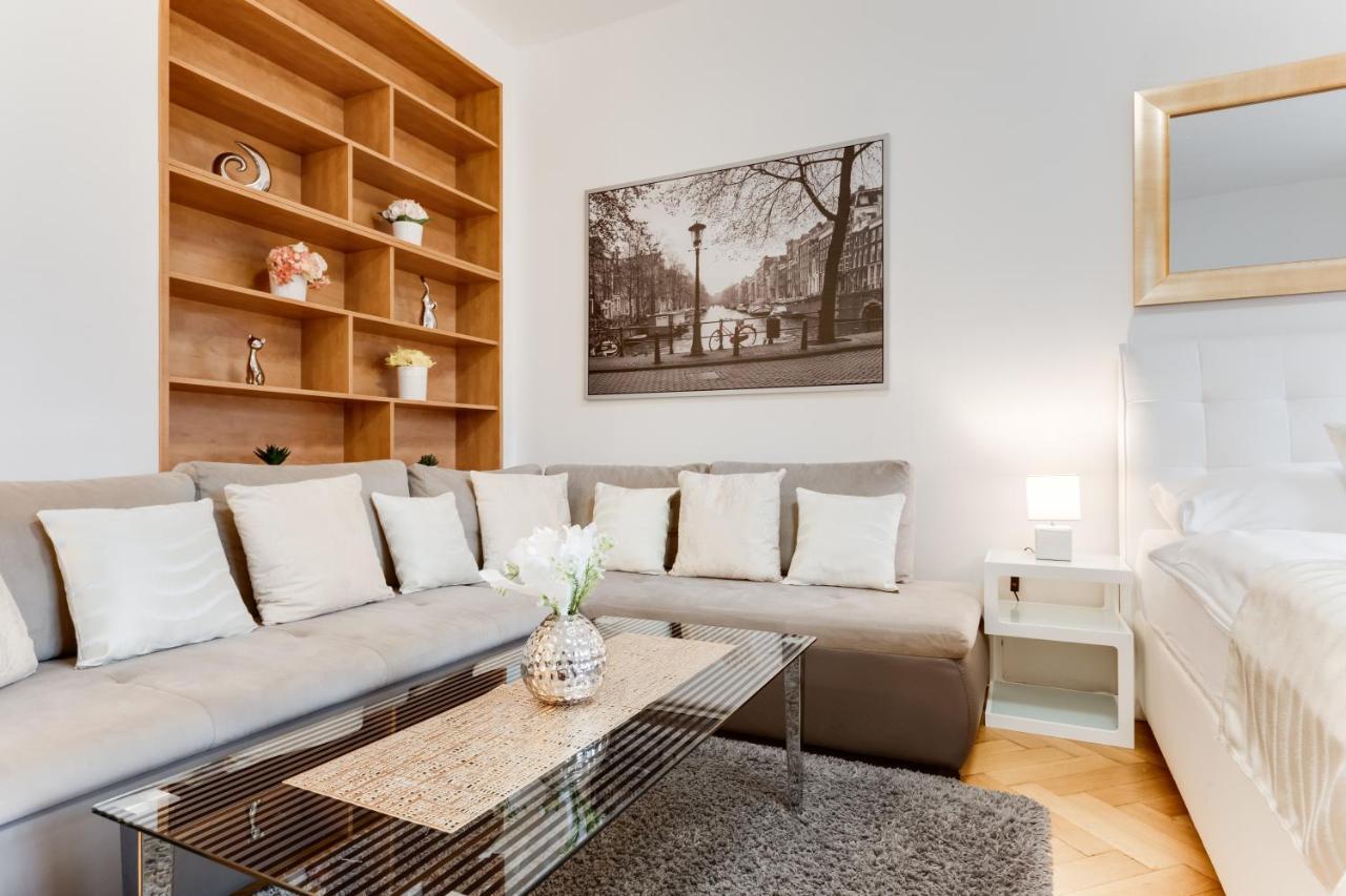 Exclusive Riverside Apartment In The Heart Of Prague Praga Exterior foto